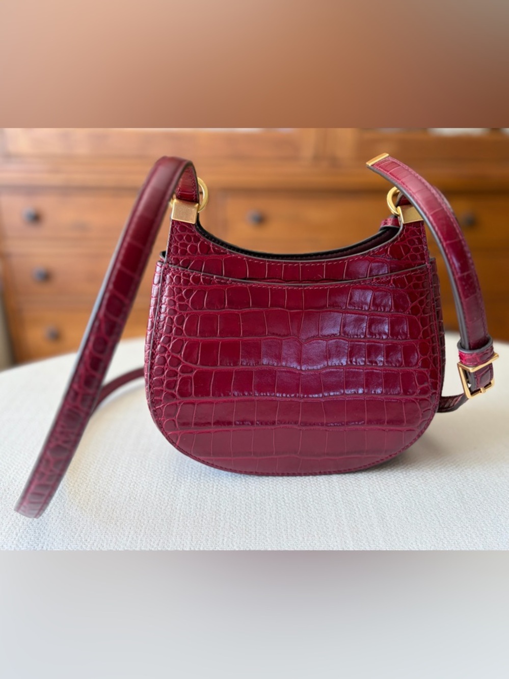 Tory Burch Lee Radziwill Croc-Embossed Leather & Suede Saddle Bag in Roma Red - Picture 3 of 8